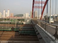 Looking eastward from the western end of Furong Bridge.